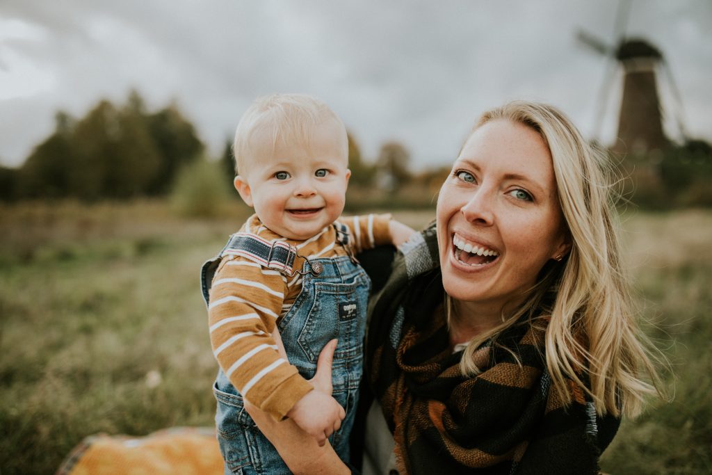 Family photoshoot Eindhoven Windmill Familie fotoshoot