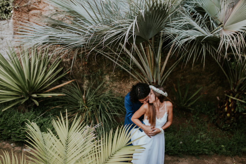 Wedding photoshoot Puglia Italy Botanical gardens