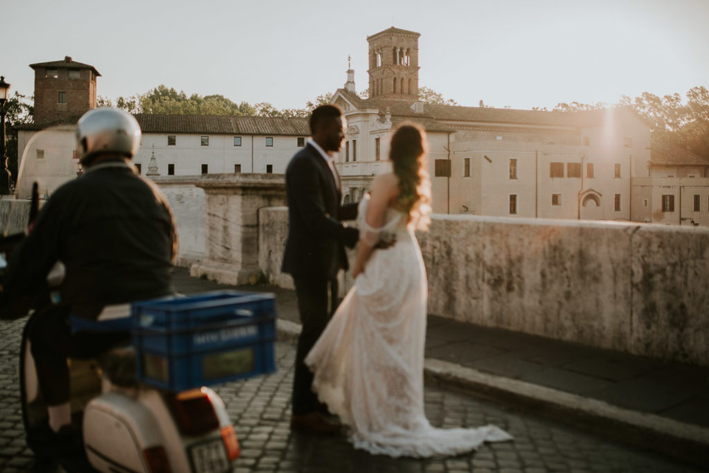 Elopment wedding in Rome Trastevere Italy