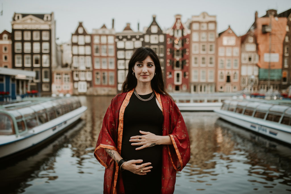 Maternity photoshoot in Amsterdam
