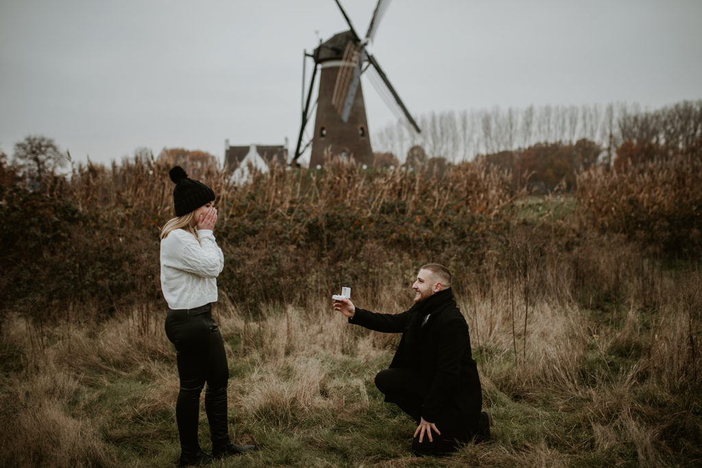 Marriage proposal Eindhoven Amsterdam at the windmill