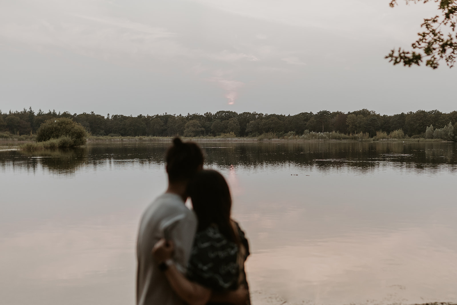 Engagement photoshoot at the lake in Eindhoven