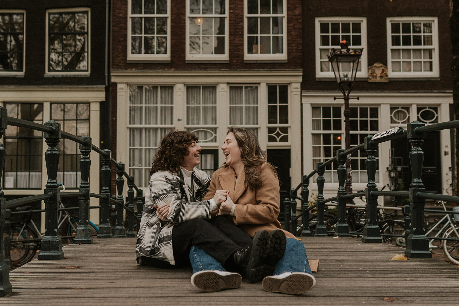 LGBTQ couple photoshoot Amsterdam